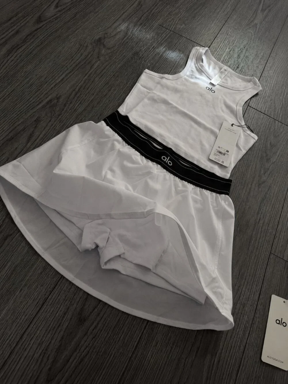 ALO Yoga Match Point Tennis Skirt & Aspire Tank Set White/Black | Multiple Sizes